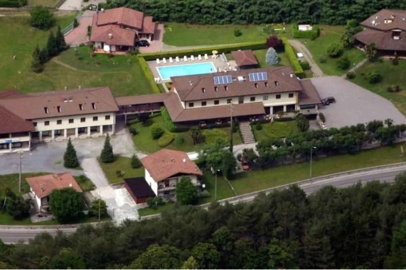 Hotel Merloni 그란돌라 에드 우니티 외부 사진