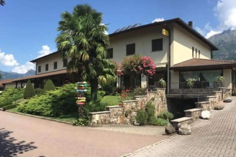 Hotel Merloni 그란돌라 에드 우니티 외부 사진