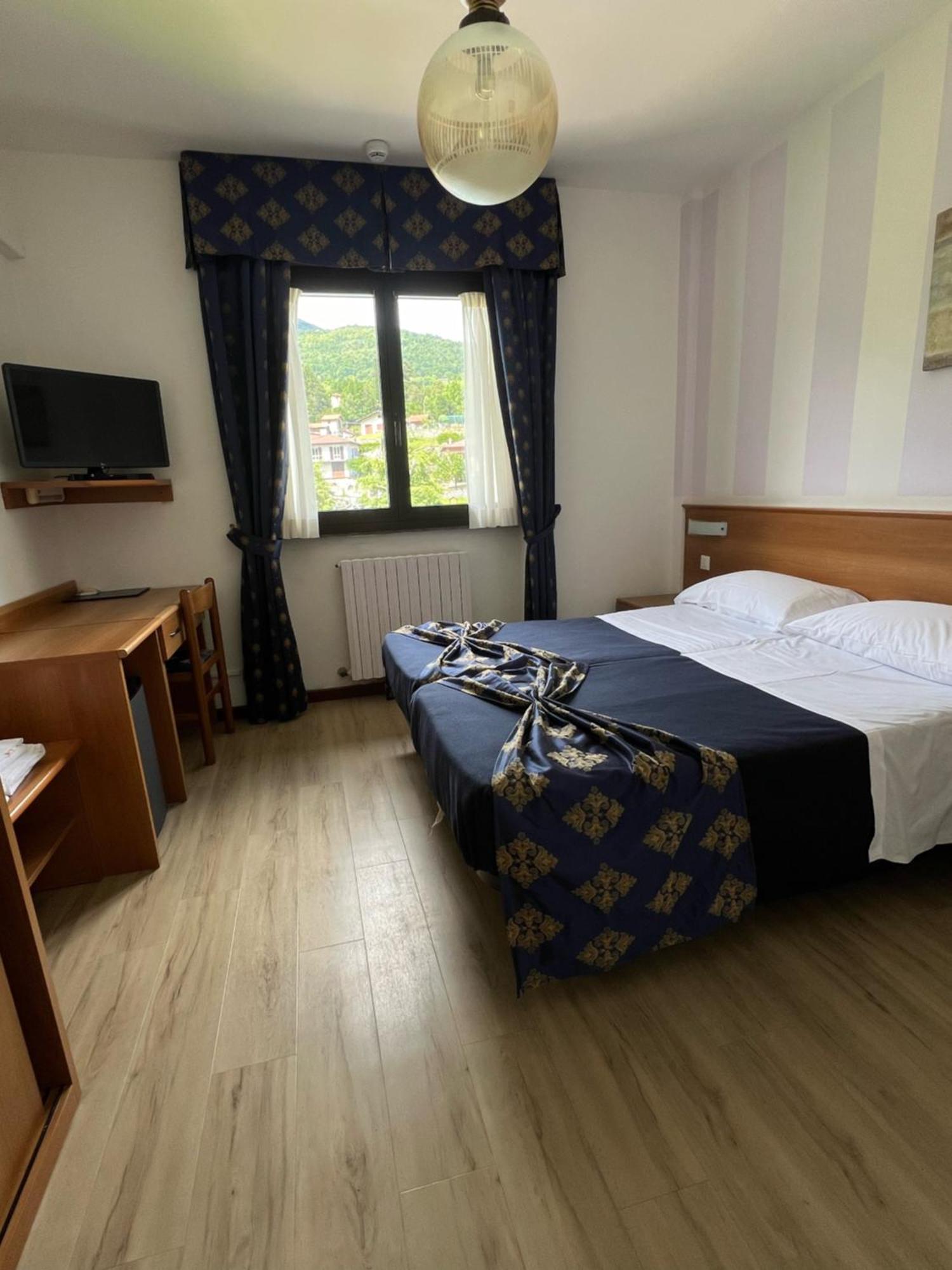 Hotel Merloni 그란돌라 에드 우니티 외부 사진
