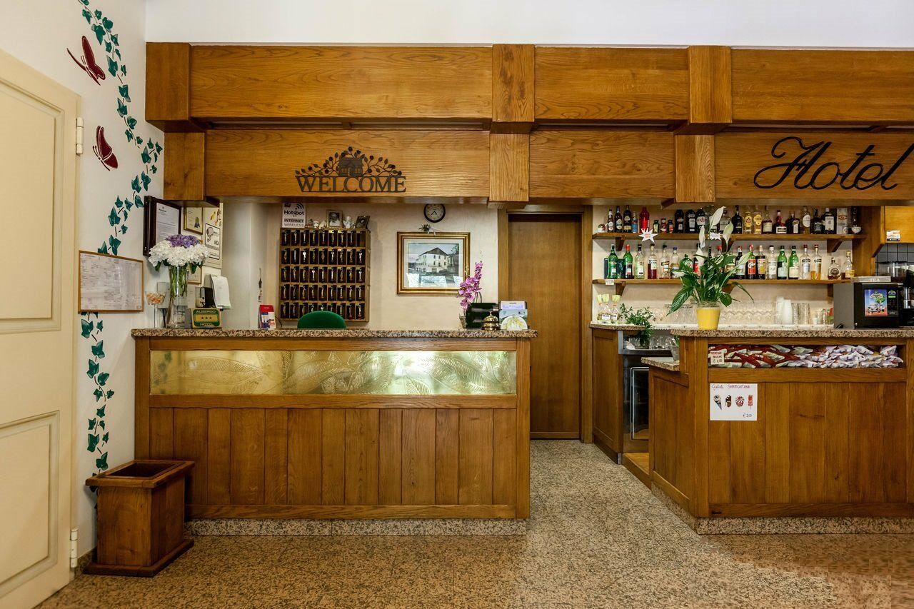 Hotel Merloni 그란돌라 에드 우니티 외부 사진